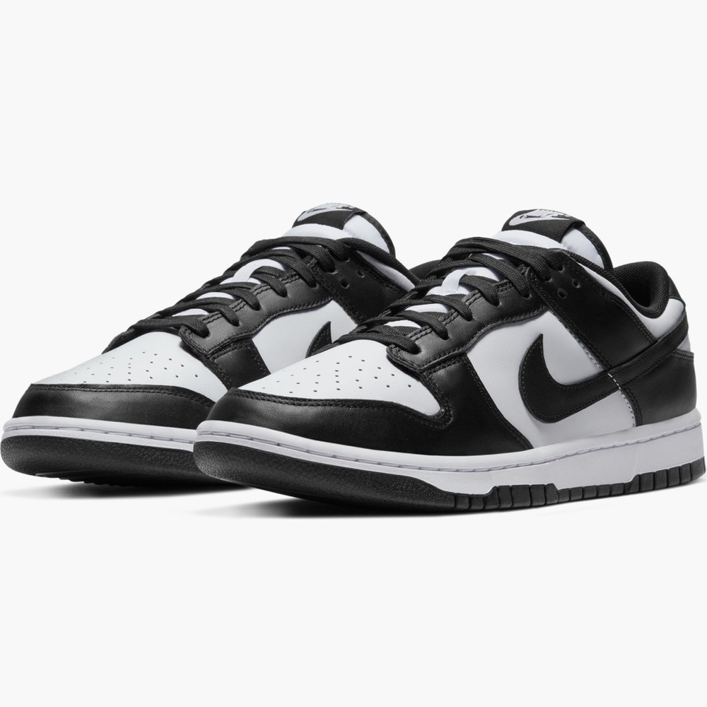 Women’s Nike Dunks Size 9